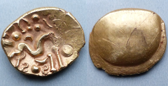 Gallo Belgic, Ambiani gold stater, reversed S's